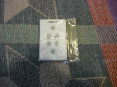Genuine Bose SoundDock I 277379-001 White Remote Control - NEW w/Battery