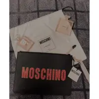 在飛比找蝦皮購物優惠-MOSCHINO手拿包