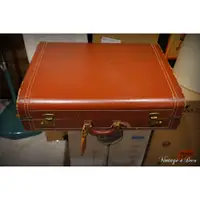 在飛比找蝦皮購物優惠-美國古董紅色皮革行李箱 復古皮行李箱 皮手提箱 [BOX-0