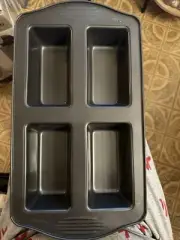 WILTON EXCELLE ELITE MINI 4 LOAF PAN - NEW