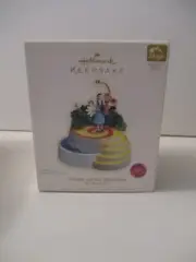 Hallmark Keepsake Wizard of Oz Christmas Ornament Dorothy & Munchkins 2006