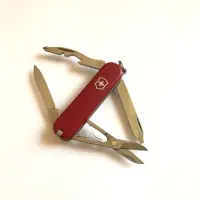 在飛比找蝦皮購物優惠-［沐沐屋］VICTORINOX 瑞士維氏58mm漫步者Ram