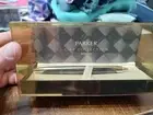 Vtg Parker Gunmetal Ball Pen Medium Point New Gift Collection