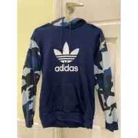 在飛比找蝦皮購物優惠-愛迪達adidas original 藍色迷彩帽T