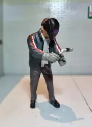 Figure Man Welder Garage Mechanic Painted Resin American Diorama 1:24 Model