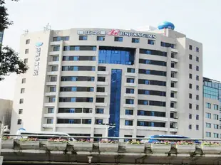 百時快捷酒店(綿陽凱德廣場店)Bestay Express Hotel Mianyang Science and Technology Building Overpass