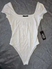 NWT! FOREVER 21 Size Medium Women's White Bodysuit SCULPT Cap Sleeves