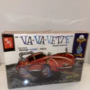 AMT “VA•VA•Vette” Krazy Kar Kit Model Kit