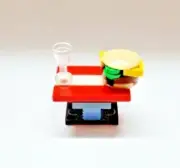 LEGO Minifigure Picnic Table with Hamburger and Glass Marvel Food and Drink Set
