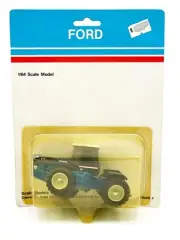 1/64 New Holland Ford 976 4WD Tractor With Duals