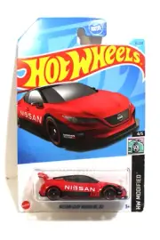 1:64 Hot Wheels Nissan Leaf Nismo RC 02 Diecast Car BRAND NEW