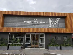 莫費特阿姆斯飯店Morphett Arms Hotel