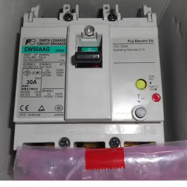 富士漏電斷路器EW50AAG 220V 2P15A 2.5KA 30mA 富士電機 ELCB EW50AAG 15A 2個