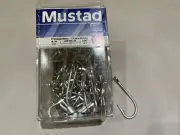 Qty 82 MUSTAD 3407SS-DT O'SHAUGHNESSY 2X STRONG HOOK Size 8/0 NEW