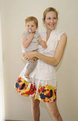 Actress Kelly Rutherford daughter Helena at a fitting on June 24 - 2010 Photo