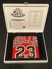 Mitchell & Ness Jordan 1987 Slam Dunk Contest Limited Edition 500 Made Size 40 M