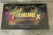 Makeup Revolution Tammi X Revolution Tropical Carnival Shadow Palette/free shipp