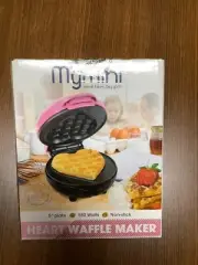 MYMINI Heart Waffle Maker 5’ Pink makes mini single waffle NIB Heats up quick