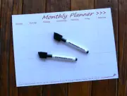 A4 DAYS Monthly Weekly Calendar Flexible Fridge Magnet Whiteboard Planner +2Pens