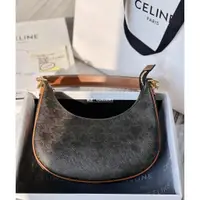 在飛比找蝦皮購物優惠-二手CELINE 月包型 AVA STRAP單肩手提包193