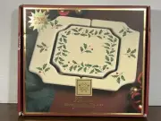 Lenox Holly & Berry Holiday Dimension Expandable Trivet Ceramic & Metal 10-12"