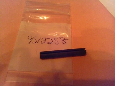 Makita Roll Pin 951225-8