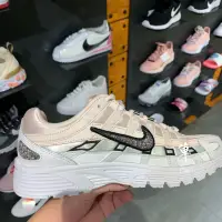 在飛比找蝦皮購物優惠-WMNS NIKE P-6000 SE WEISS ROSA