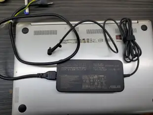 ASUS i7 獨顯4K屏筆電UX501VW