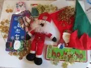 MERRY CHRISTMAS LOT WALL HANGINGS HATS ORNAMENTS SLINKY SANTA BAGS HOOKS & MORE