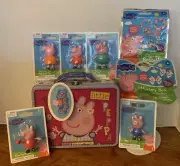 PEPPA PIG LOT~ Metal Lunch Box , 5 Peppa Pig Figures, Charm Bracelet & Bow~ NEW