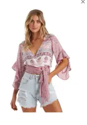 Billabong NWT Summer Glow Floral Wrap Top Blouse Large Gypsy Boho Beach Peasant