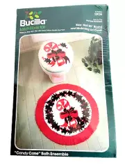 Bucilla Candy Cane 13036 Bath Ensemble Latch Hook Kit NOS