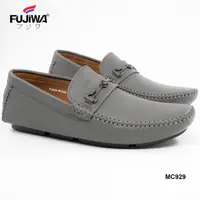 在飛比找蝦皮購物優惠-Fujiwa 牛皮男式便鞋 - MC929 鞋內襯非常光滑。