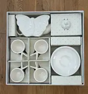 Pottery Barn Kids Butterfly Tea Set New in Box 4 Cups & Saucers & Covered Teapot