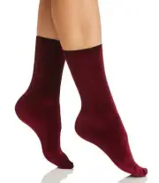 HUE Velvet Socks (Currant)