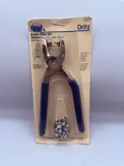 VINTAGE NEW DRITZ 574 EYELET PLIER KIT WITH SNAPS SYSLETS