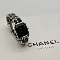 在飛比找蝦皮購物優惠-【哈極品】美品《CHANEL 香奈兒 銀色皮穿鍊 premi