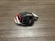 New Wilson A2000 1975 11.75” I Web Black Red