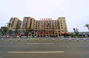 7天優品酒店(石柱財信城高鐵站店)7 Days Premium (Shizhu Caixincheng High-speed ​​Railway Station)