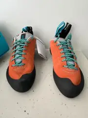 Scarpa Helix Mandarin Red Womens Climbing Shoe 70005-002 EU 36 BNIB RRP $259.95