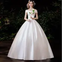 在飛比找ETMall東森購物網優惠-齊地緞面簡約一字肩秋冬季主婚紗