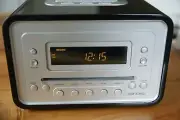 Cubo Sonoro CD Player Radio Alarm - Black (New) No Outer Box