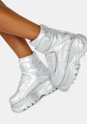 [Buffalo London] Silver Puffer Platform Boots