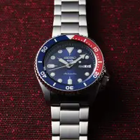 在飛比找蝦皮商城優惠-【WANgT】SEIKO 日本精工 盾牌5系列 銀帶藍紅框日