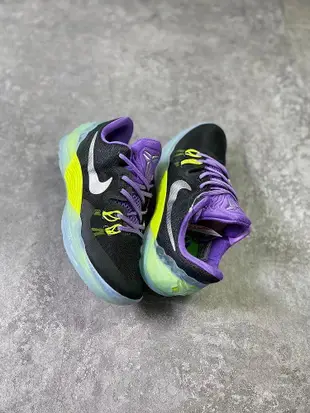 【格格巫】耐克 Nike Zoom Kobe Venomenon 5 科比實戰籃球鞋 815757-005