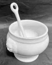 NEW Sur La Table BLANC White Lion Head Condiment Bowl 5 OZ with Spoon EXCELLENT!