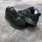 鞋 NB 880 FRESHFOAM VANTELX 尺寸 40.5 25.5 厘米