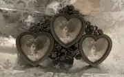 ❤️3 Hearts Picture Frame By Glory Land Ent 6” x 5`` Silver Pewter Color NWT