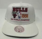 Chicago Bulls SnapBack Hat - Mitchell & Ness 1991 Champs HWC White NBA Cap