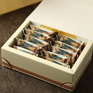 【台中俊美】鳳梨酥禮盒(27g*10入)x2盒(附提袋)(年節伴手禮/春節禮盒)